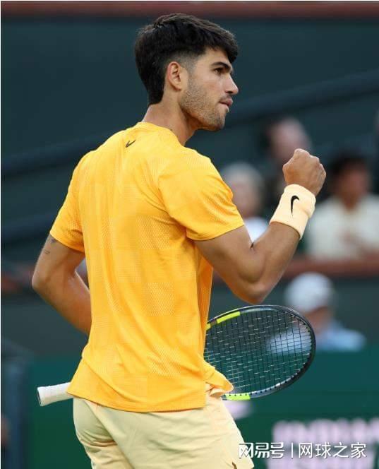 kaiyun 官网-两位迷弟连续相逢大师赛，向西班牙战神纳达尔致敬